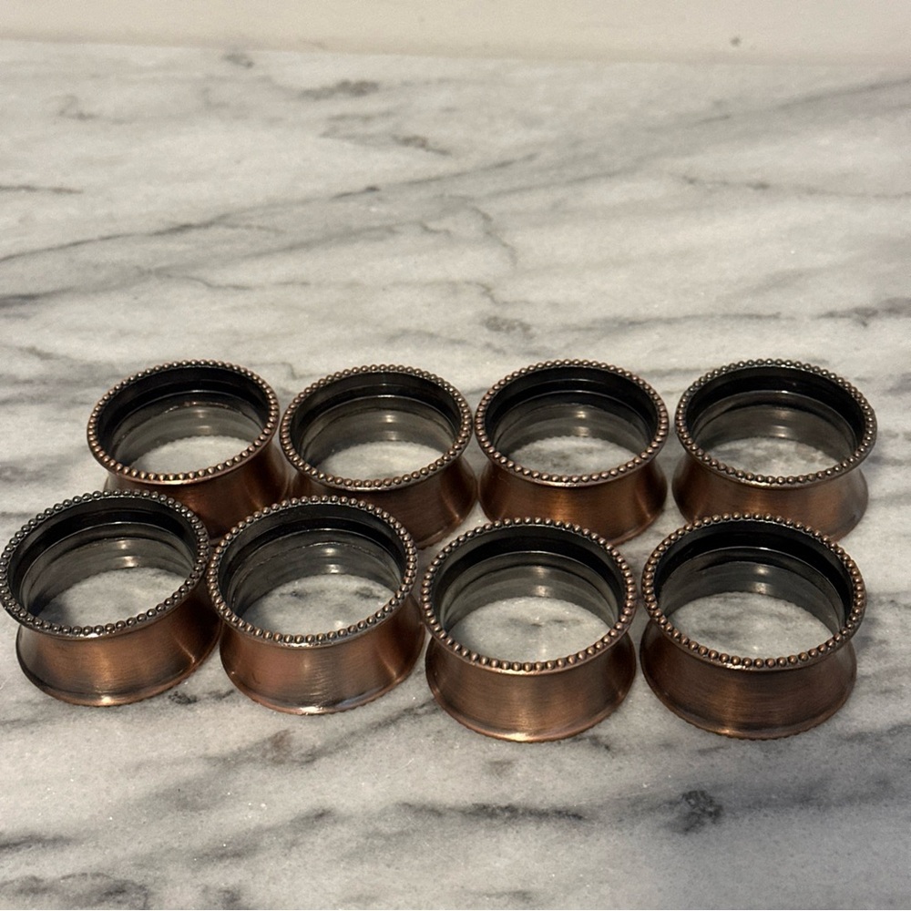 Elegant Copper Napkin Rings Set - Picture 8 of 13